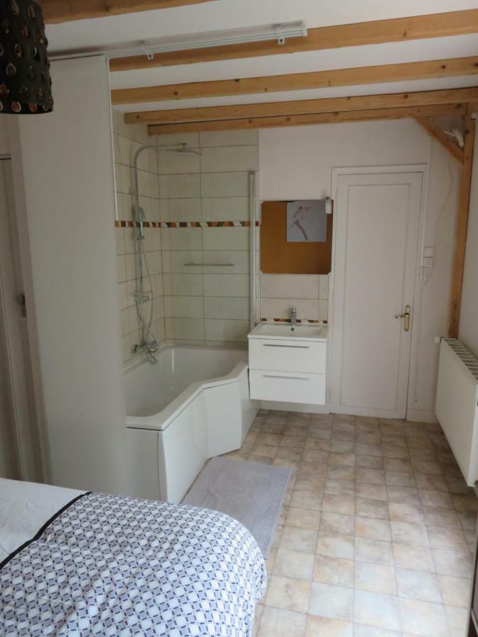 Gite La Pierre Qui Tourne Amboise Exterior foto